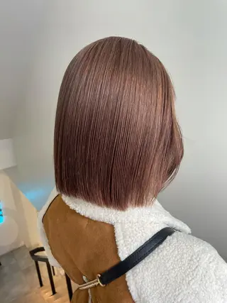 カラー 🎀ボブ+ハイトーン シュカ👶🏻のヘアスタイル