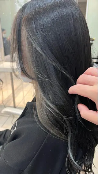 ロング カラー 艶髪職人 山本隼正のヘアスタイル