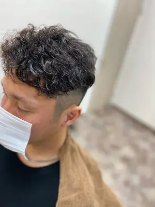 パーマ メンズ 後藤 征信のヘアスタイル