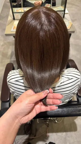 ミディアム YURINO /ボブ ベージュ/ハイトーンのヘアスタイル