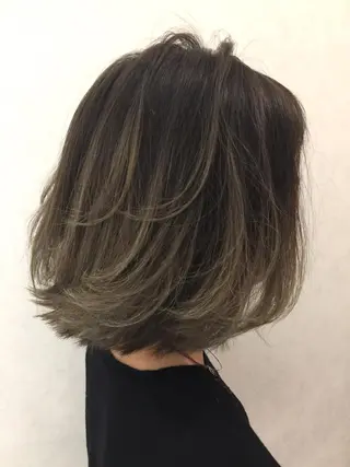 ミディアム 韓国レイヤーカット KOUKIのヘアスタイル