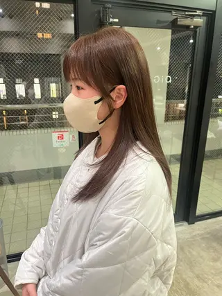 セミロング 髪質改善×ブリーチ 無しWカラー🫧天神のヘアスタイル