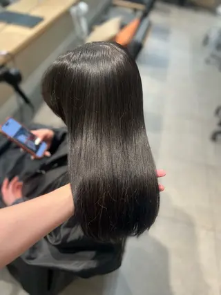 ロング 韓国ヘア|透明感カラ ー|アカリのヘアスタイル