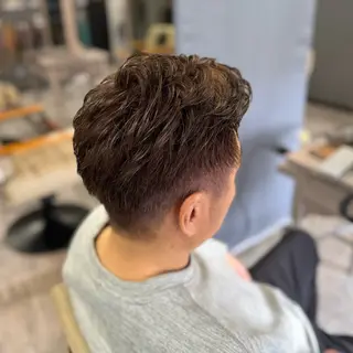 ショート カラー メンズ 吉田 聡一のヘアスタイル