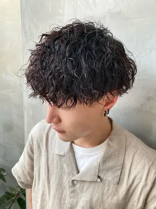 ショート パーマ メンズ 波巻きスパイラルパー マ/シャドウパーマ駿のヘアスタイル