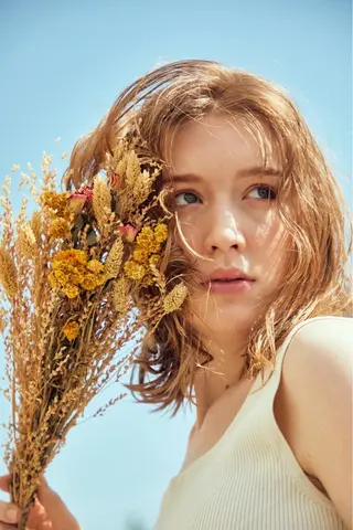 東 みのりのヘアスタイル