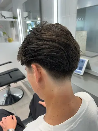 ショート メンズ フェード・メッシュ ハイトーン/fumaのヘアスタイル