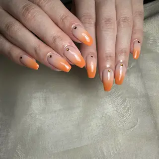 ネイル 里見 麗のネイルデザイン