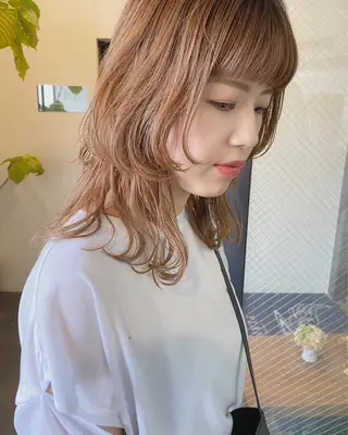 ミディアム カラー パーマ ヘアアレンジ キッズ ネイル マツエク・マツパ 🫧umu.🫧韓国 /レイヤー/ハッシュのヘアスタイル