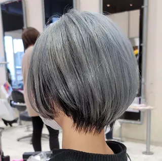 ショート カラー 小川 晃司のヘアスタイル