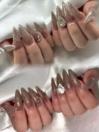 ネイル éclat ⸝꙳.⋆ 栄｜矢場町のネイルデザイン