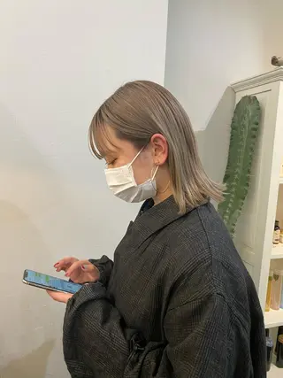 セミロング 宮腰 瑠果のヘアスタイル