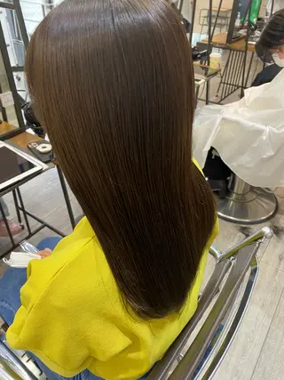 セミロング 小林 朋花のヘアスタイル