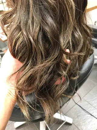 セミロング デジタルパーマ💫/ 似合わせカット✂️のヘアスタイル