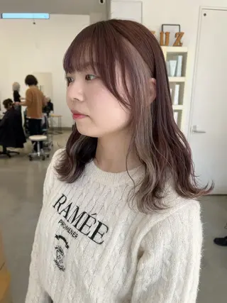 ミディアム カラー 長山 茉白のヘアスタイル