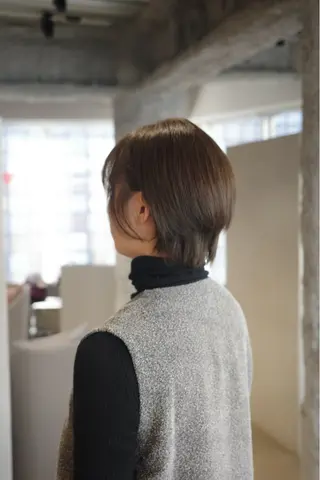 カラー 髙子 理央のヘアスタイル
