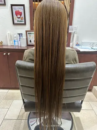 ロング 我満 宏映のヘアスタイル