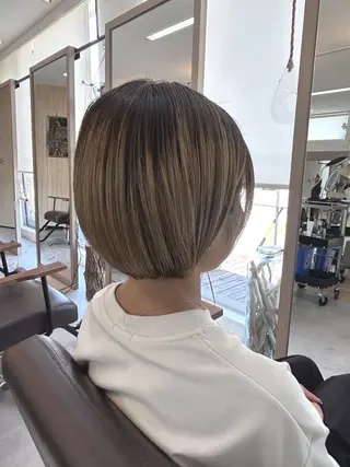 ショート 綿貫 美雪のヘアスタイル
