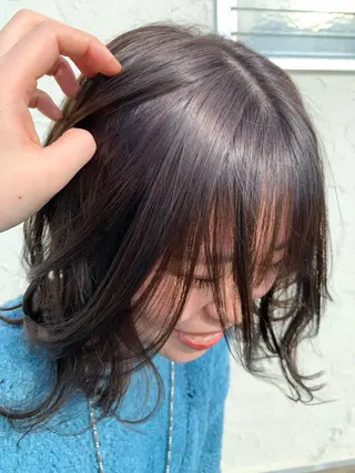 ミディアム カラー カワサキ マホのヘアスタイル