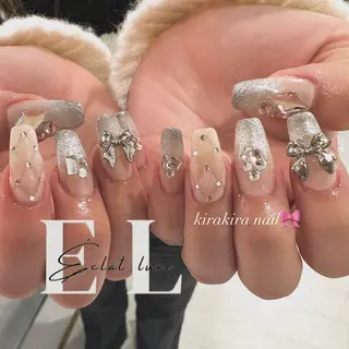 ネイル 倉石 百恵のネイルデザイン