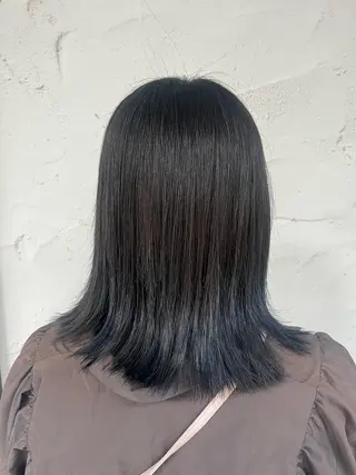 カラー 小出 琴未のヘアスタイル