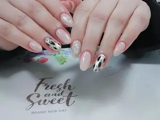 ネイル 横浜市中区曙町 E·U·Bネイルのネイルデザイン