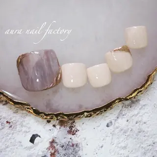 ショート カラー ネイル 赤羽 aura 深爪を断らない✨のネイルデザイン