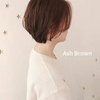 ショート カラー 市川 千夏のヘアスタイル
