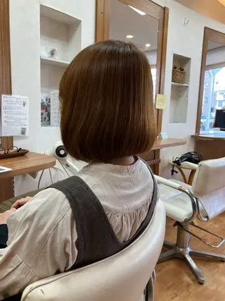 ミディアム 湯浅　貴子 ナチュラルストレートのヘアスタイル