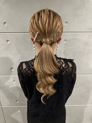 ロング ヘアアレンジ 吉野 華乃のヘアスタイル