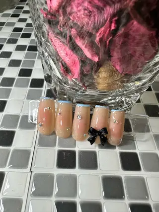 ネイル 新山 聖のネイルデザイン