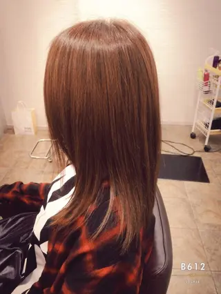 ミディアム セミロング ロング カラー SUNNY GRACEのヘアスタイル