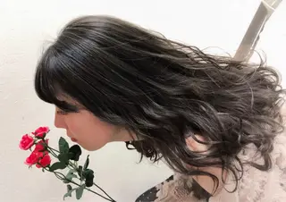 セミロング カラー パーマ ヘアアレンジ 【mokuオーナー】 ちはるのヘアスタイル