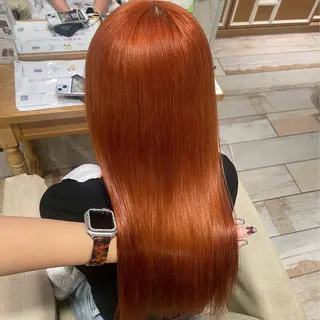 ロング カラー 小柳 夏美のヘアスタイル