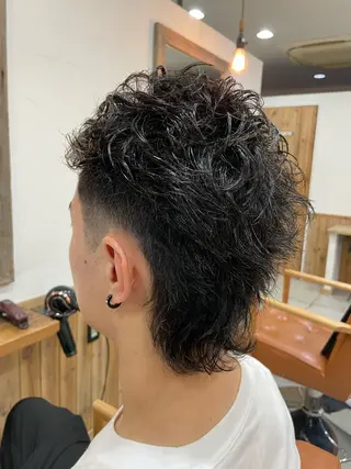 ショート パーマ Wカラーレイヤーカ ット⚡️CHIAKIのヘアスタイル