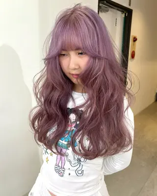 ロング カラー mizuki/ピンク ベージュ.レイヤーのヘアスタイル