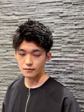 ショート パーマ メンズ 野川 純麗のヘアスタイル