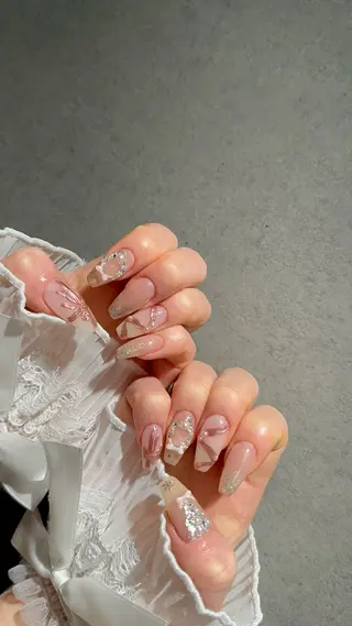 ネイル I-nailロング /ワンホン/キラキラのネイルデザイン