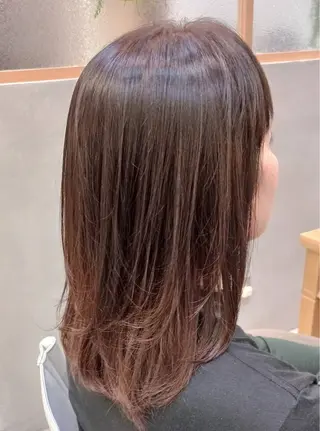 ミディアム 岡 拓実のヘアスタイル