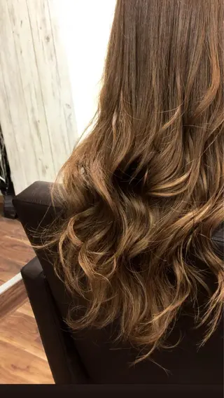 ロング 齊藤 篤士のヘアスタイル