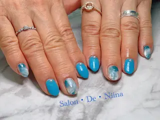 ネイル ボディビルダーSal on.DeNiinaのネイルデザイン