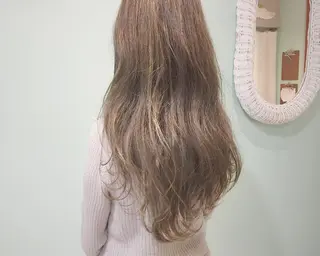 ロング カラー VIRETTA 【ヴィレッタ】のヘアスタイル