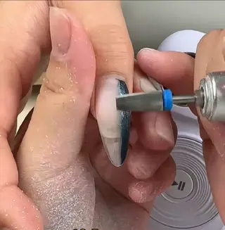 ヨ ルのネイルデザイン