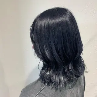 ミディアム カラー shiho .のヘアスタイル