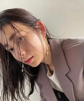 セミロング AmiLi ANY/erinaのヘアスタイル