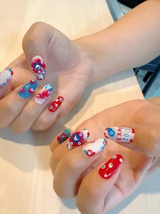ネイル 坂上 悠莉のネイルデザイン