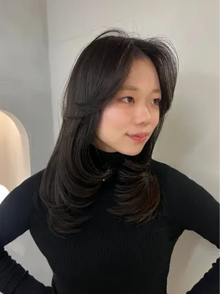 セミロング 💖韓国風💖 レイヤー/LISAのヘアスタイル