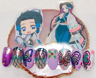 ネイル CROWN プライベートサロンのネイルデザイン