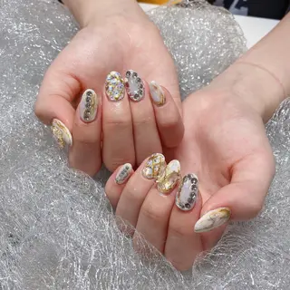 ネイル VIVIAN リサのネイルデザイン