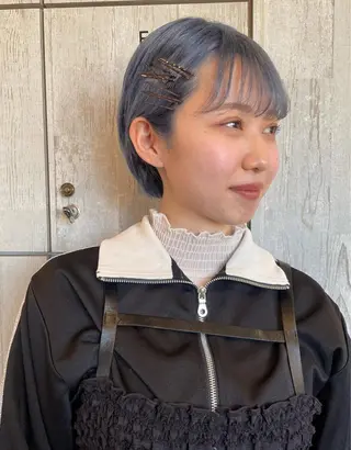 ショート カラー ブリーチ/韓国 💫ひなた💫のヘアスタイル